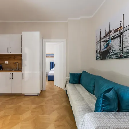Greann Beachfront Comfort Modern 2br Retreat By Pikhost Apartment