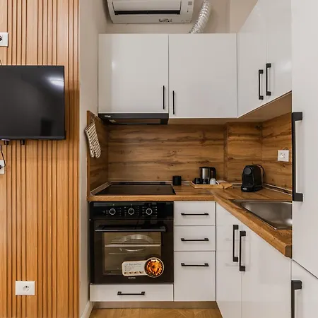 Greann Beachfront Comfort Modern 2br Retreat By Pikhost Appartamento *