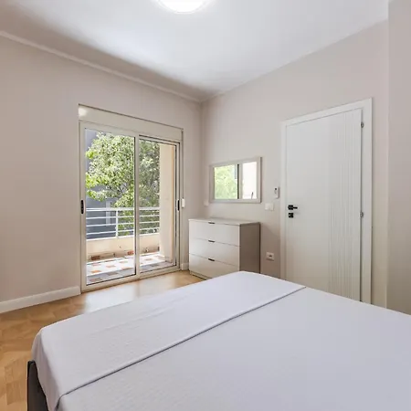 Greann Beachfront Comfort Modern 2br Retreat By Pikhost Apartment *