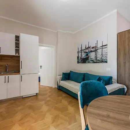 Apartment Greann Beachfront Comfort Modern 2br Retreat By Pikhost